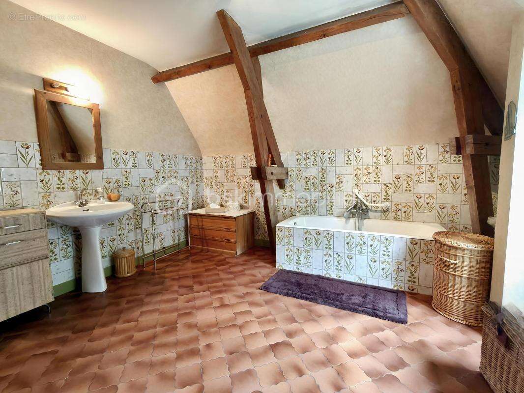 Maison à MAREIL-MARLY