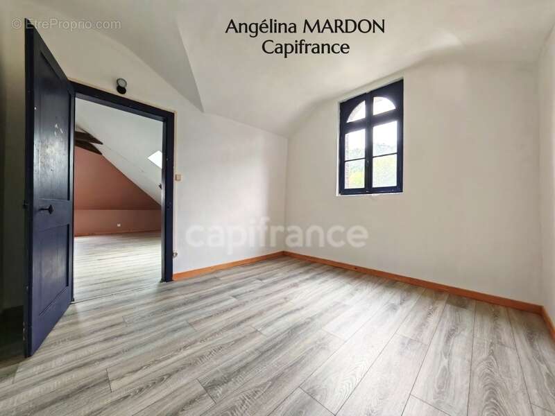 Maison de ville familiale T7 de 139 m² à Bolbec (5 à 6 chambres) avec cour et atelier - photo 16