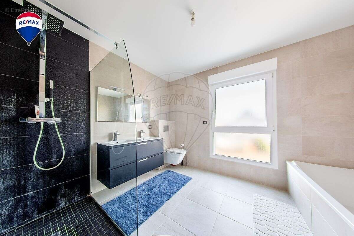 Maison à SAINT-LOUIS