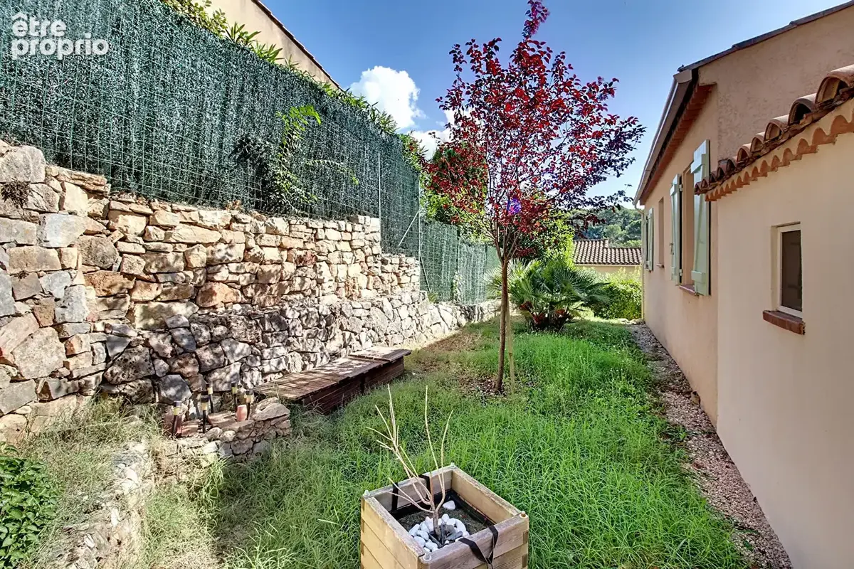 A vendre draguignan - maison de plain-pied avec garage + terrasse sur 500m² de terrain - photo 13