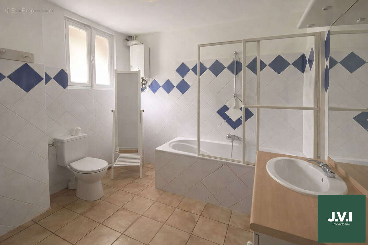 A vendre - Maison Enghien-les-Bains - 7 pièces - 147 m2 - photo 6