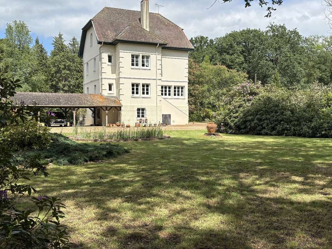 Propriete bourgeoise/ parc de 1.7 ha - photo 13