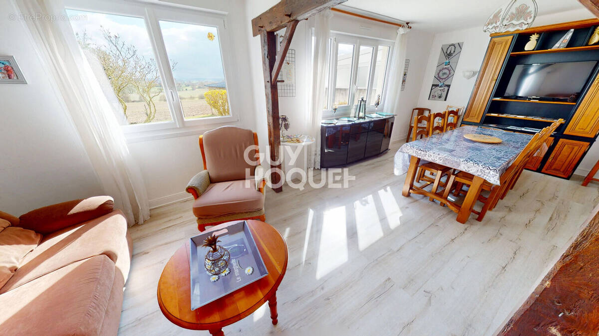 Maison à PLEINE-FOUGERES