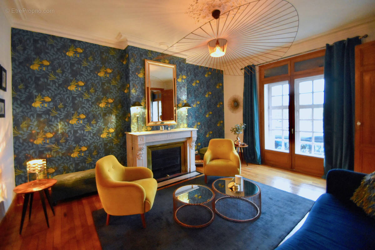 Appartement à BORDEAUX