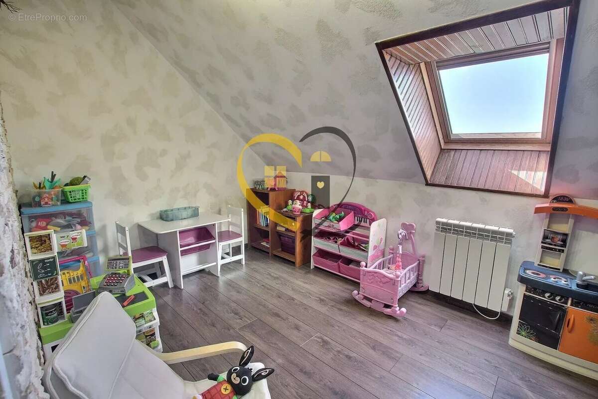Maison à LOURY