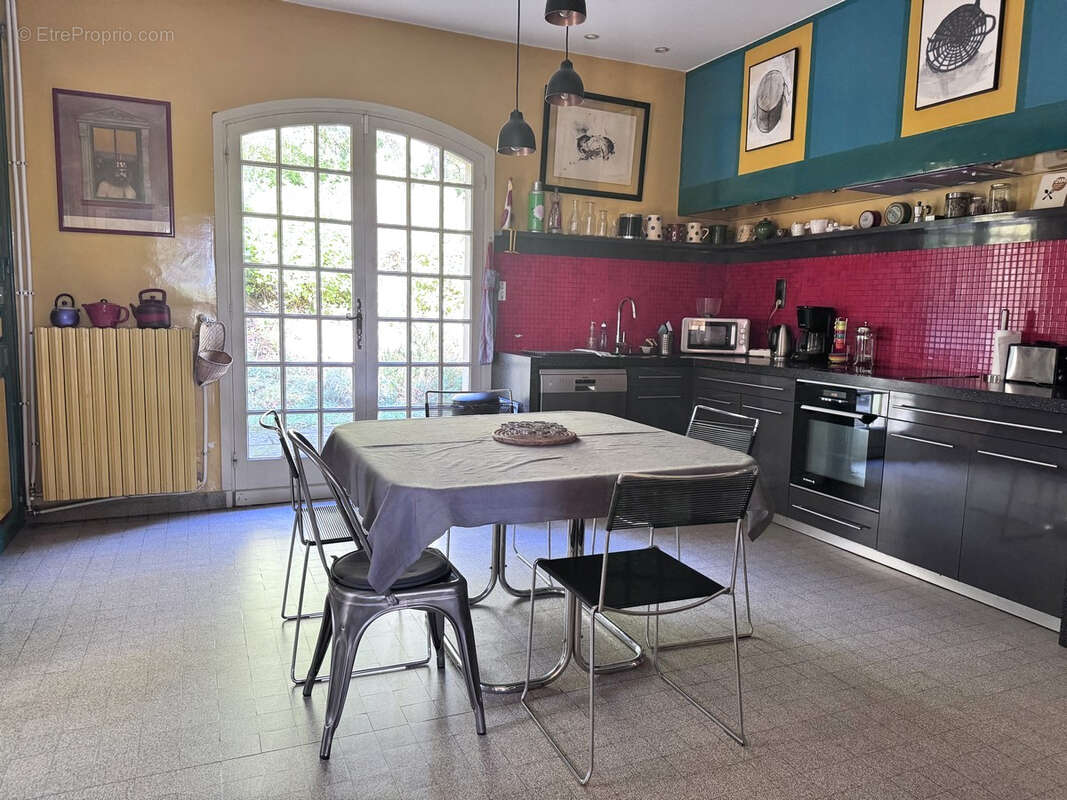 Maison à VILLENEUVE-LES-AVIGNON