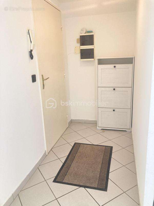 Appartement à MENNECY