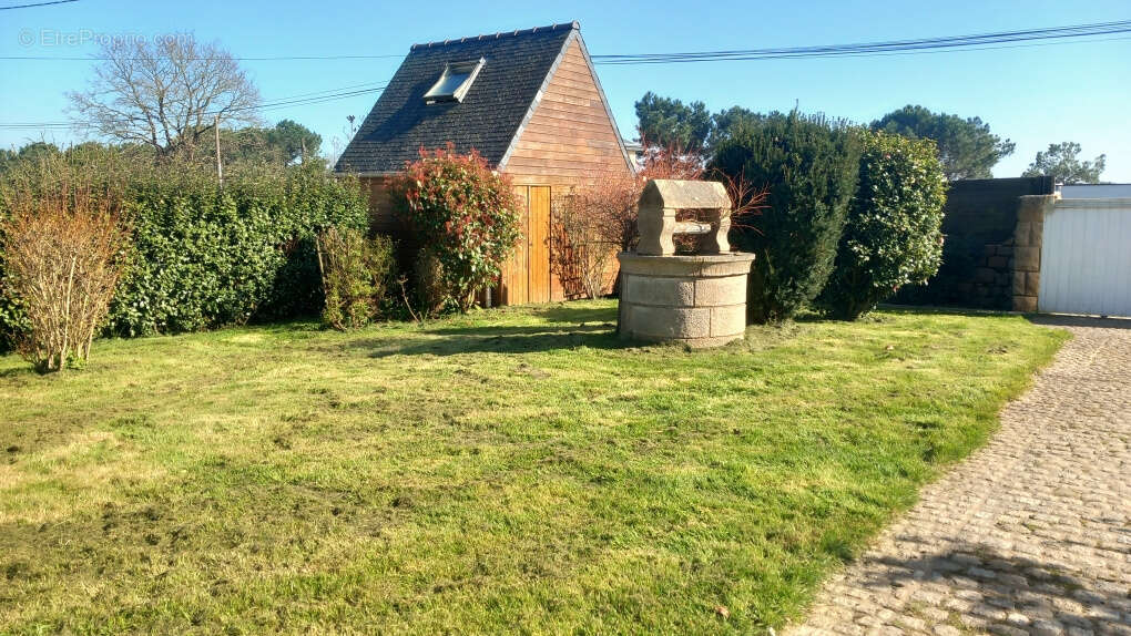 Maison à PLOURIVO