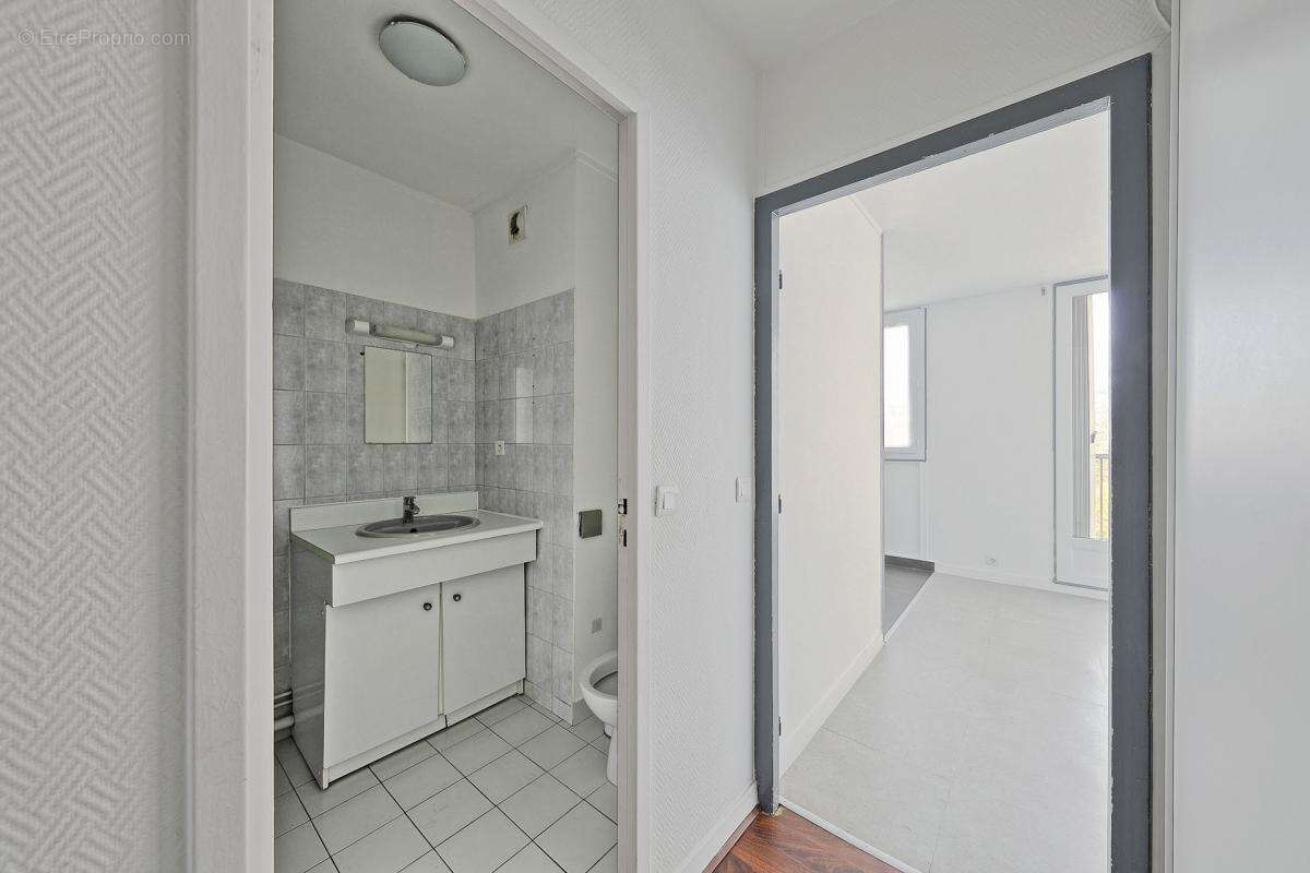 Appartement à LE PLESSIS-TREVISE