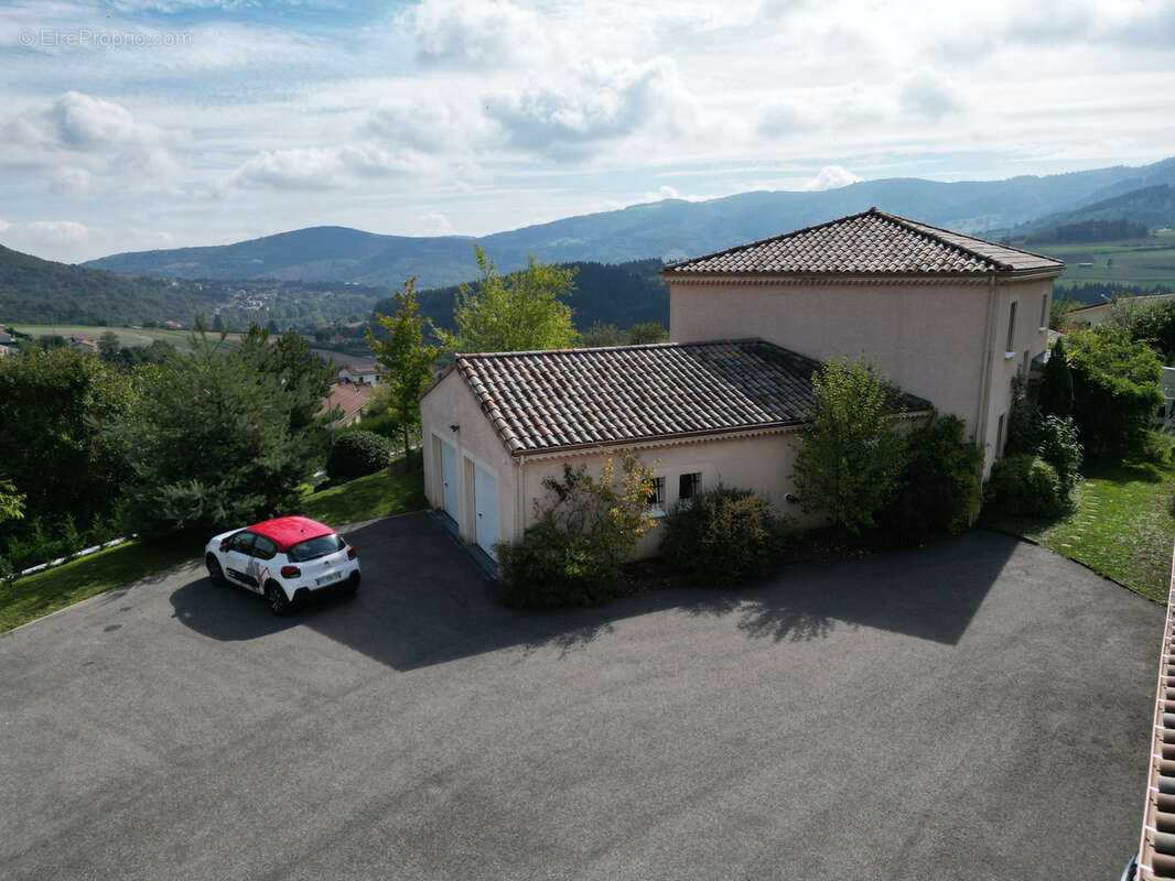 Maison à BOURG-ARGENTAL