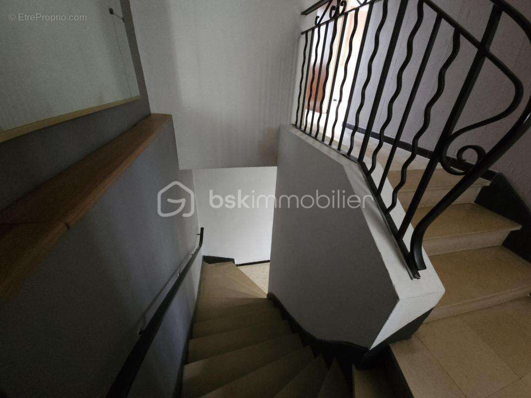 Maison 6 pièces  avec extérieur et grand garage - photo 8
