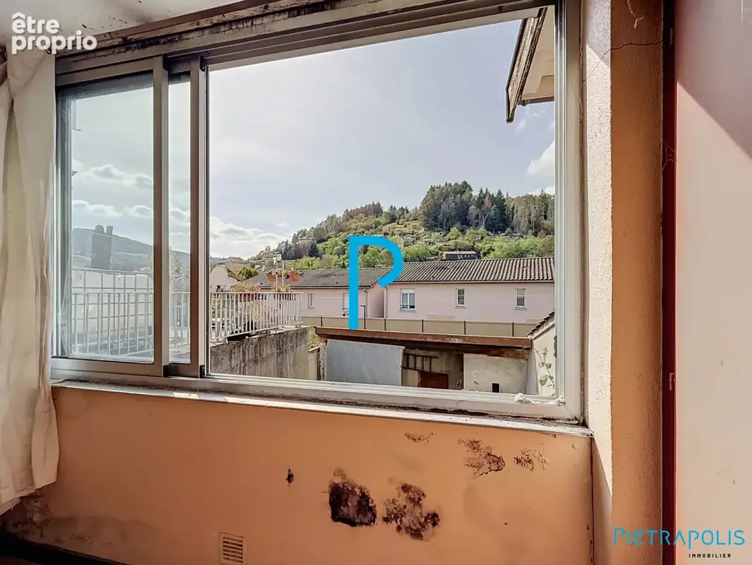 Maison 5 pièces 95 m² à vendre à Tarare (69170) - photo 2