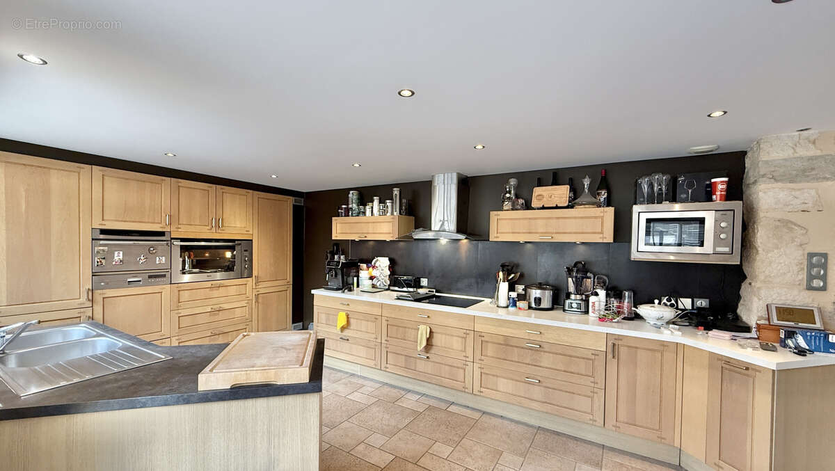 Maison à VILLEFRANCHE-SUR-SAONE