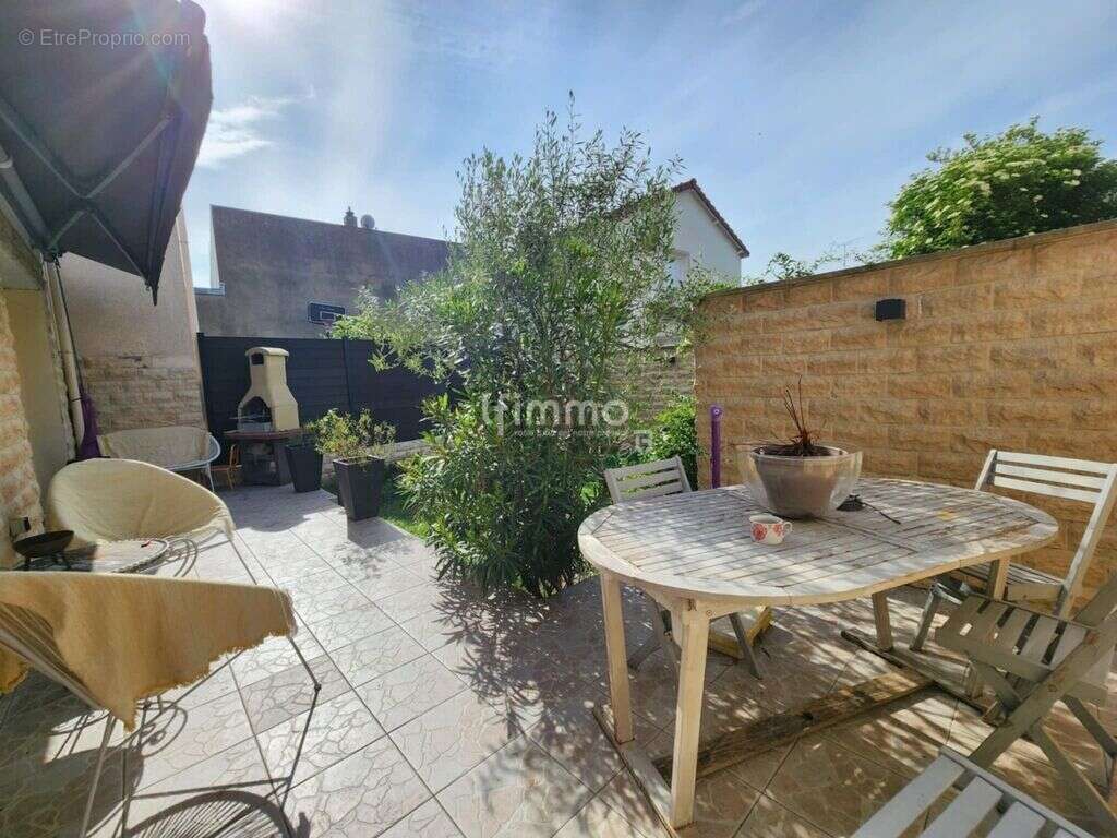 Maison à CHAMPIGNY-SUR-MARNE