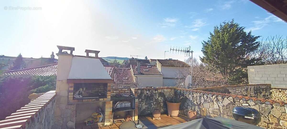 Maison à vendre 6 pièces SAUVAGNAT SAINTE MARTHE (63) - photo 4