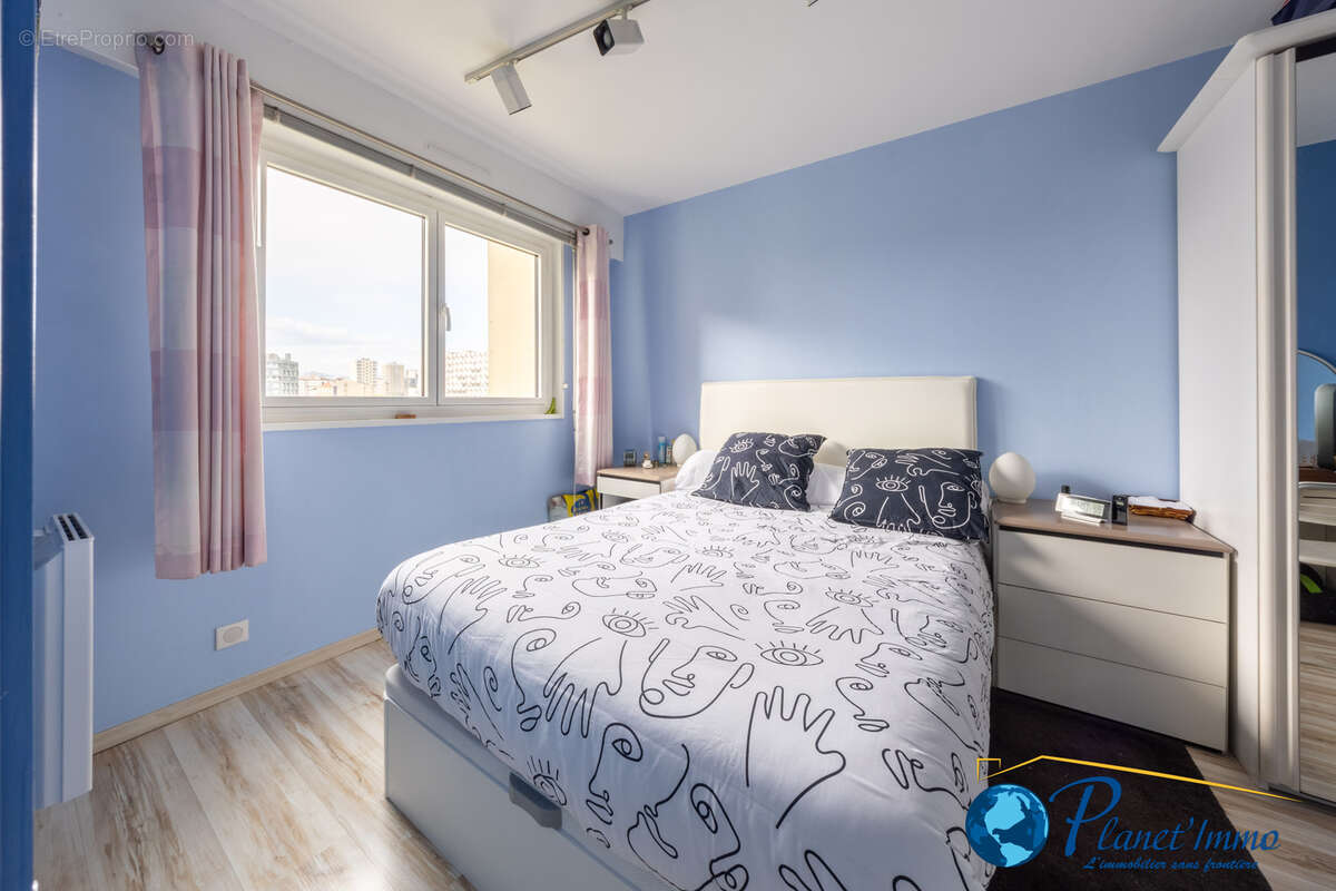 Appartement à SAINT-ETIENNE