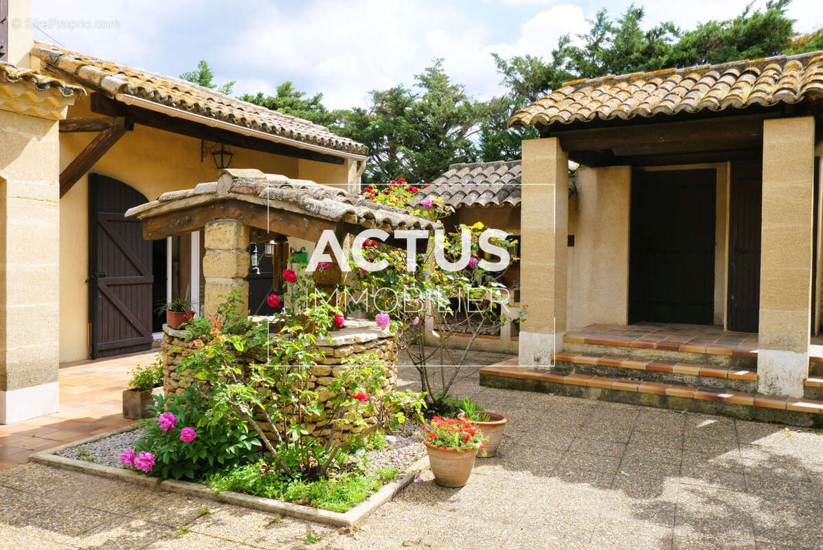 Maison à SALON-DE-PROVENCE