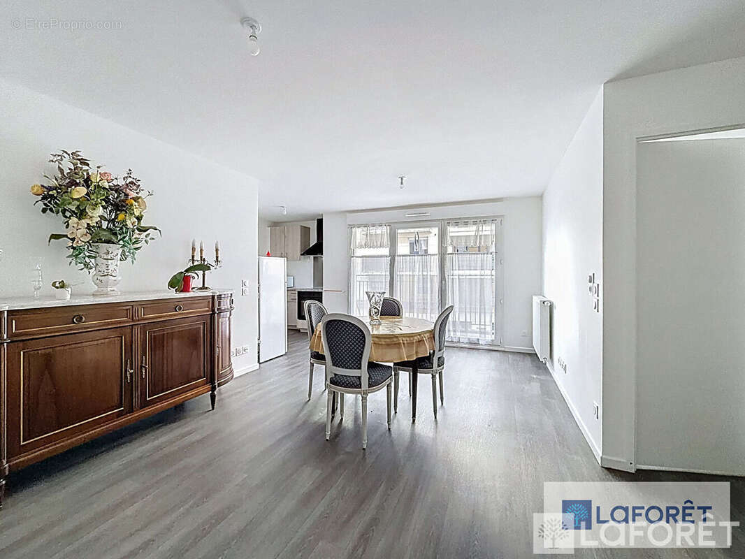 Appartement à LE PLESSIS-TREVISE