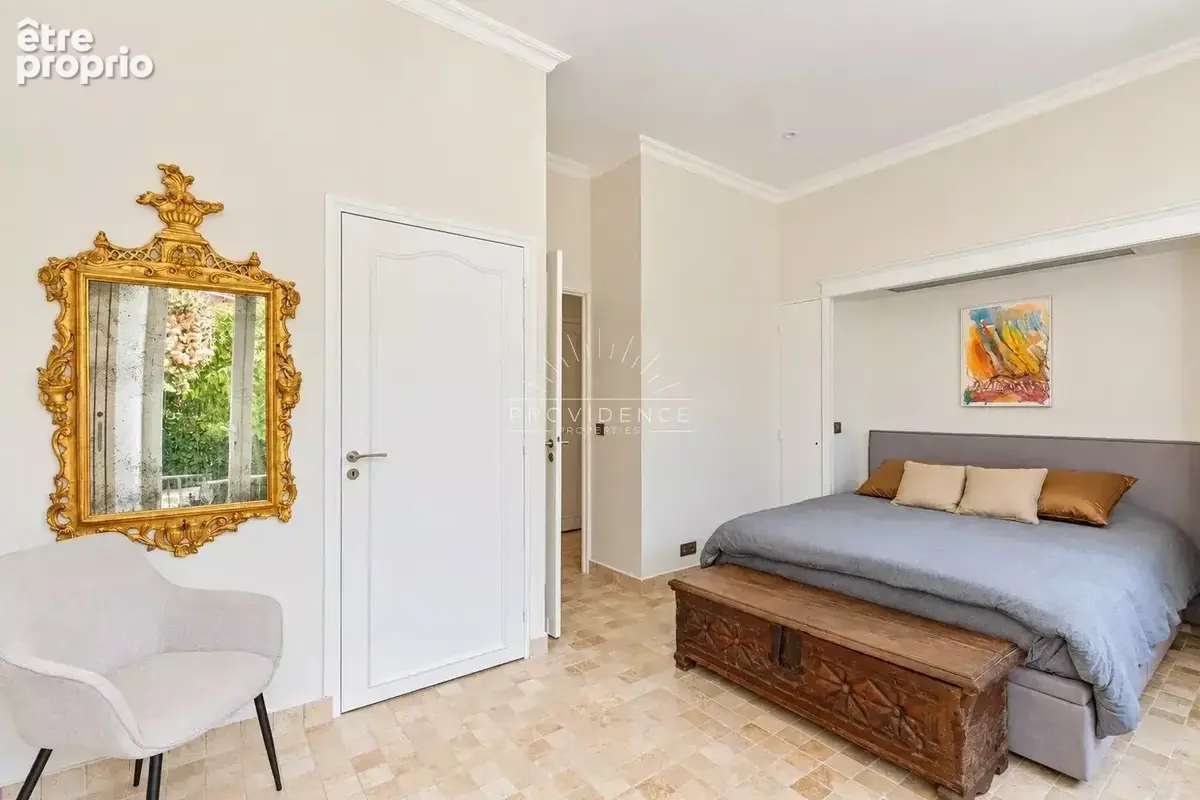 Cannes Basse Californie : Villa de caractère avec jardin, proche Croisette - photo 5