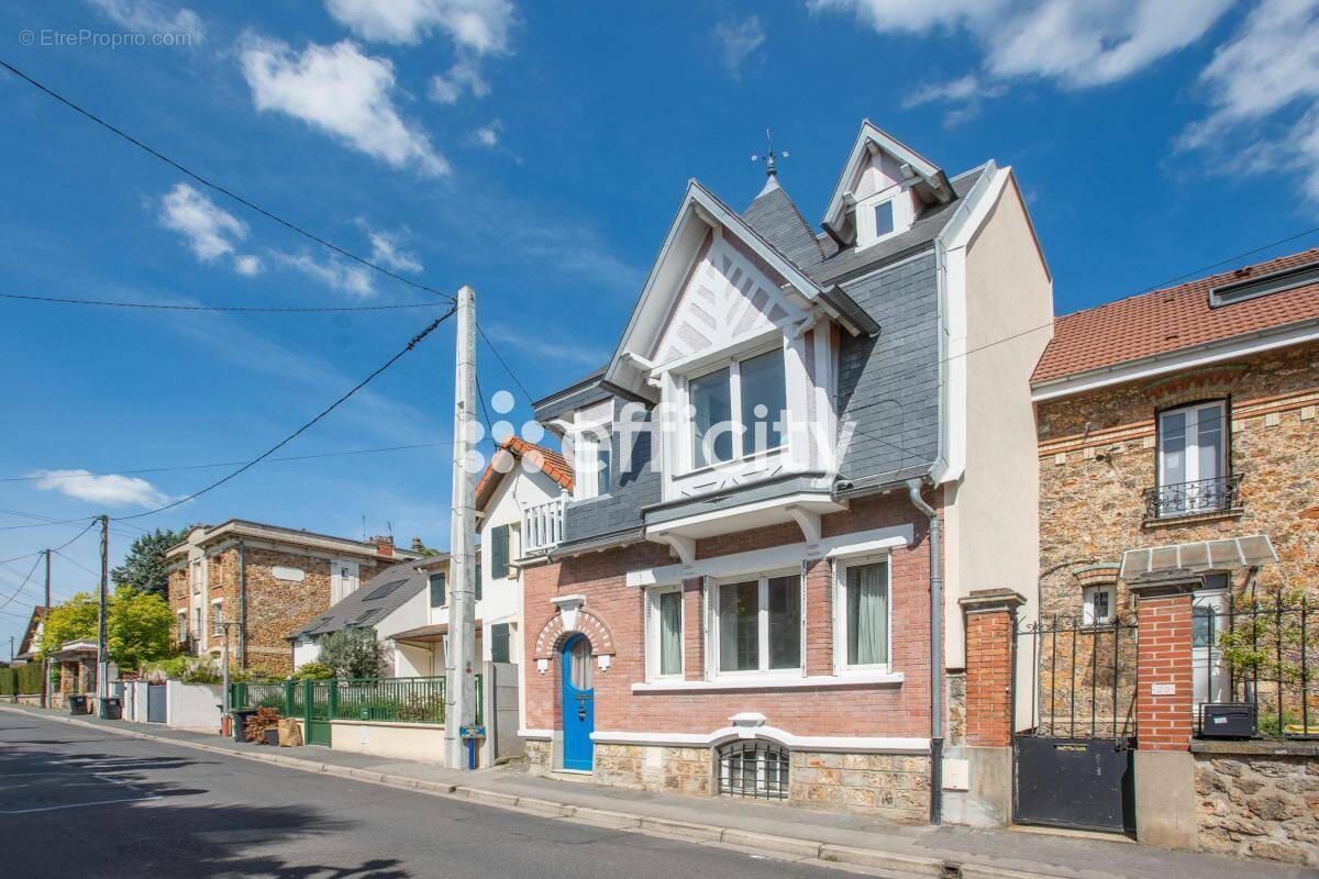 Maison à CORMEILLES-EN-PARISIS
