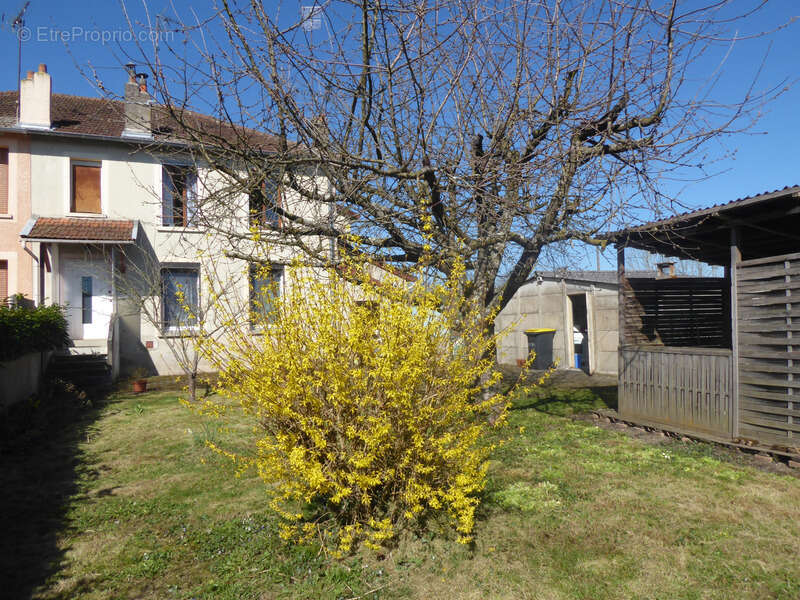 Appartement à GUEUGNON
