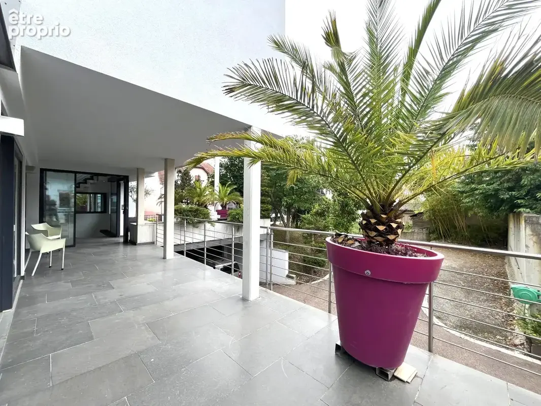 Maison 8 pièces 260 m² à vendre à Ostwald (67540) - photo 5