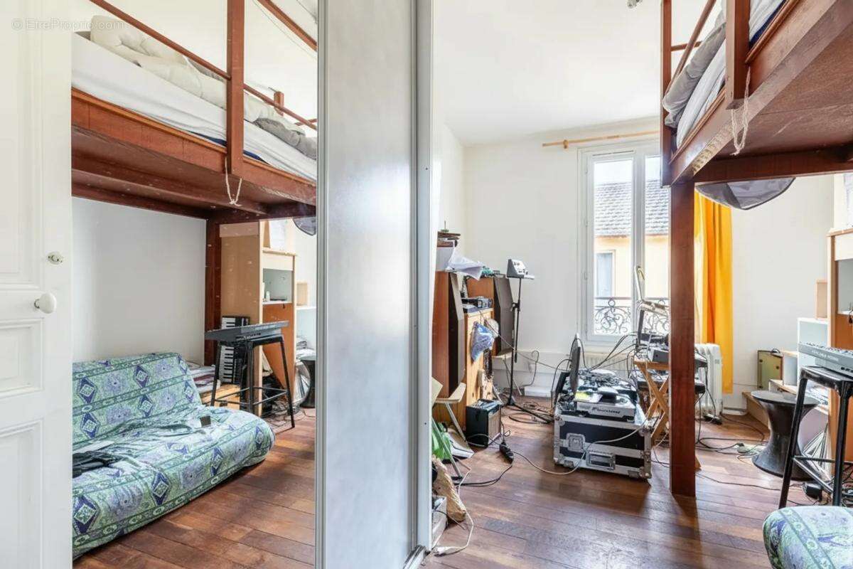 Appartement à AUBERVILLIERS
