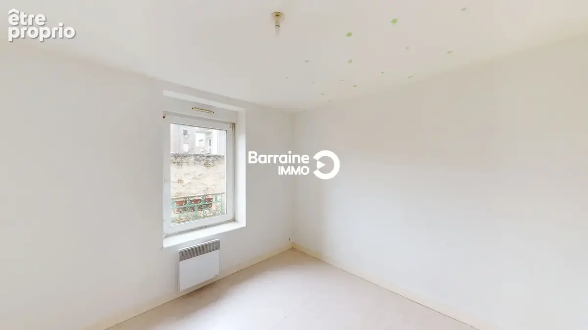 Exclusivité Brest - Secteur Saint Martin - Place Guérin - Appartement T3 Duplex situé en arrière cour - photo 12