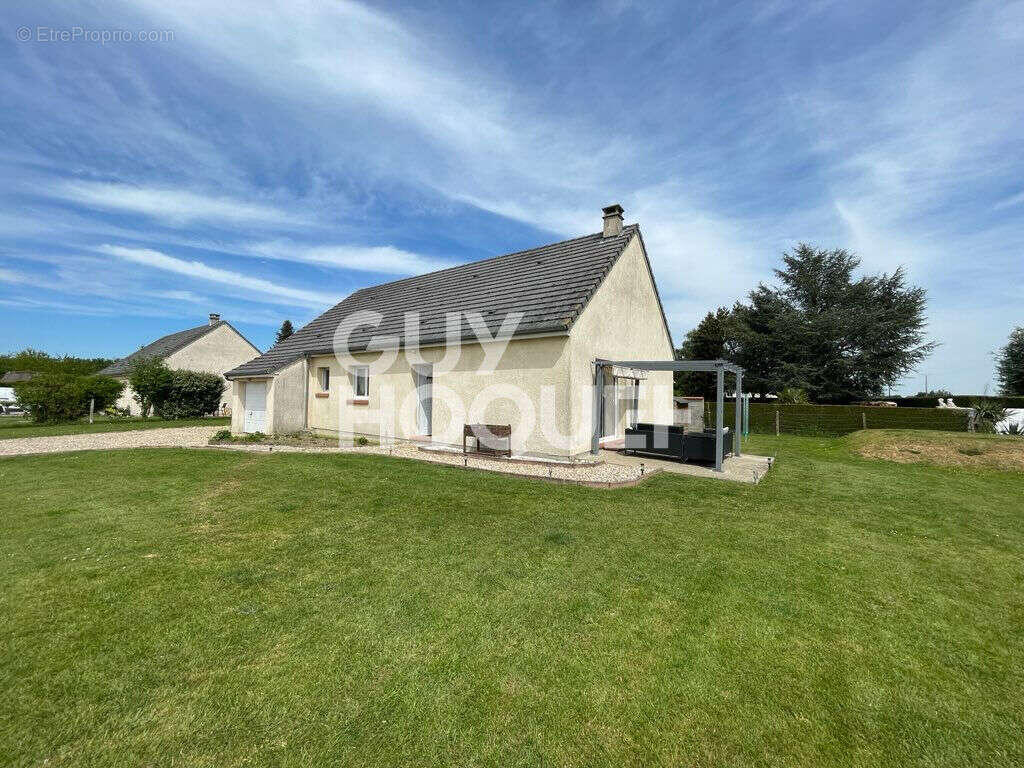 Maison à BERNAY