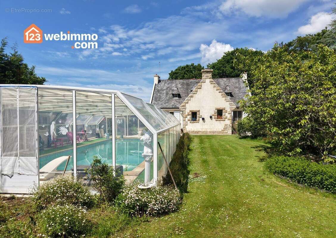 Maison 181 m² à Ploumilliau  - photo 2