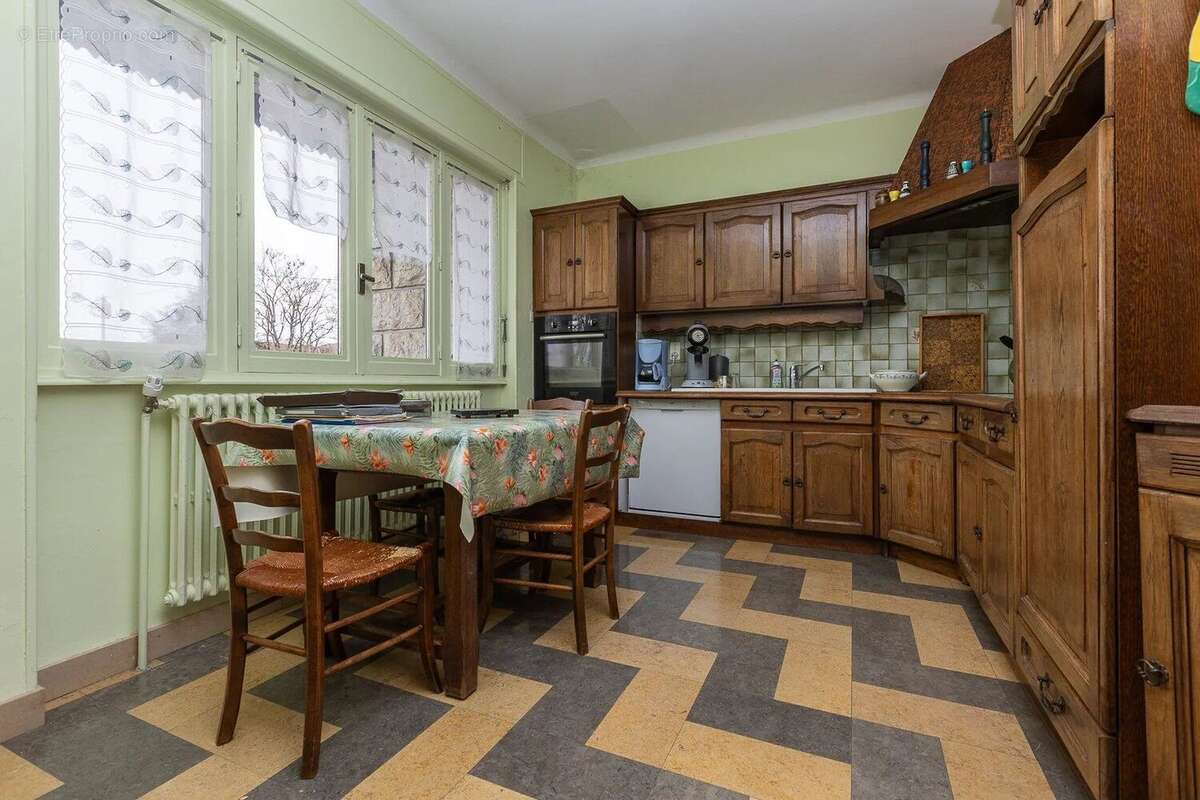 Maison à PORCIEU-AMBLAGNIEU