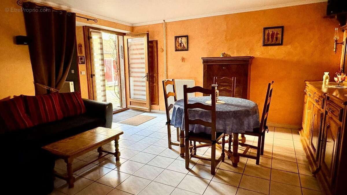 Maison à ANGERVILLE