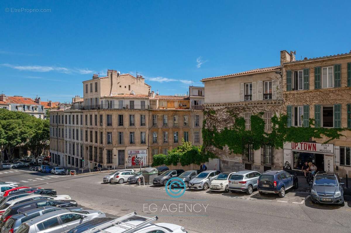 Appartement à MARSEILLE-6E