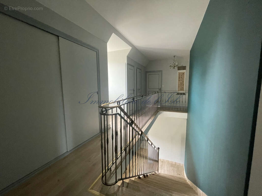 Maison à COULOUNIEIX-CHAMIERS