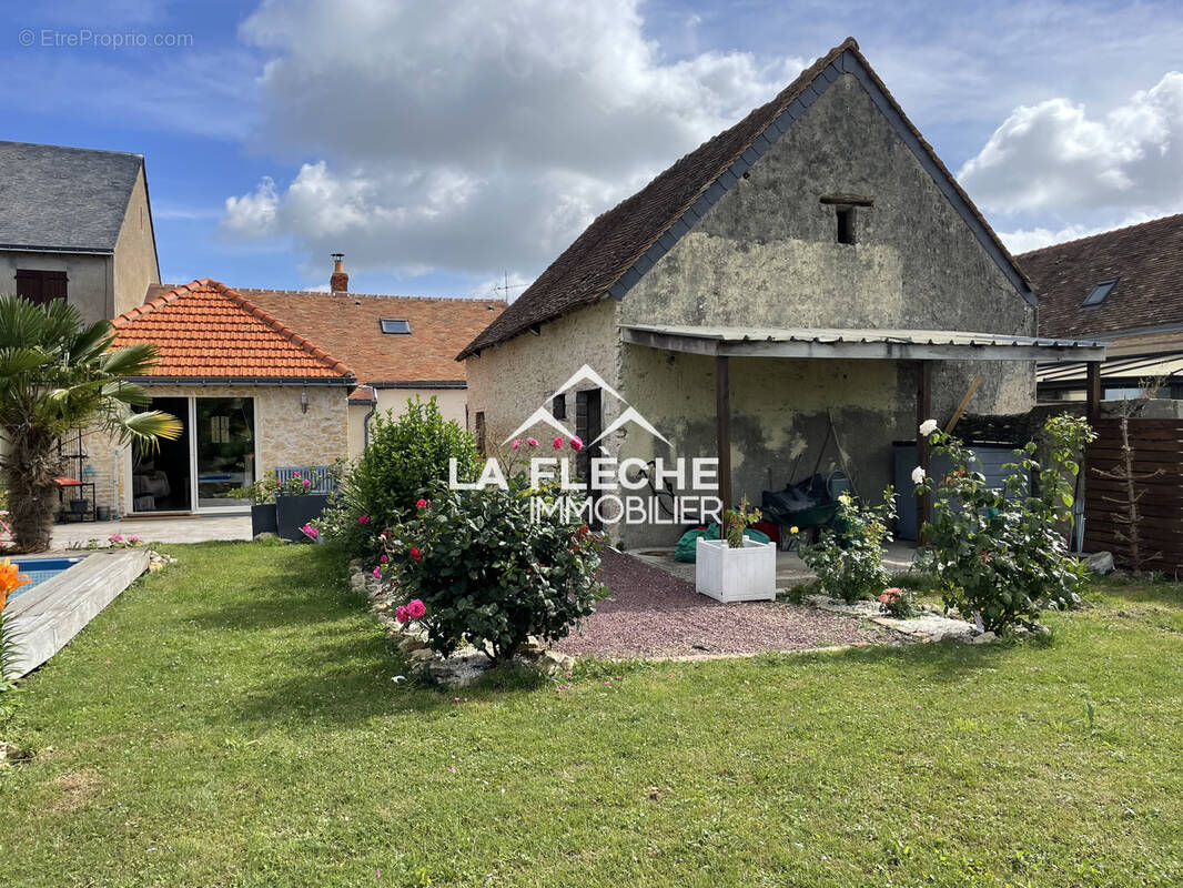 Maison à NOTRE-DAME-DU-PE