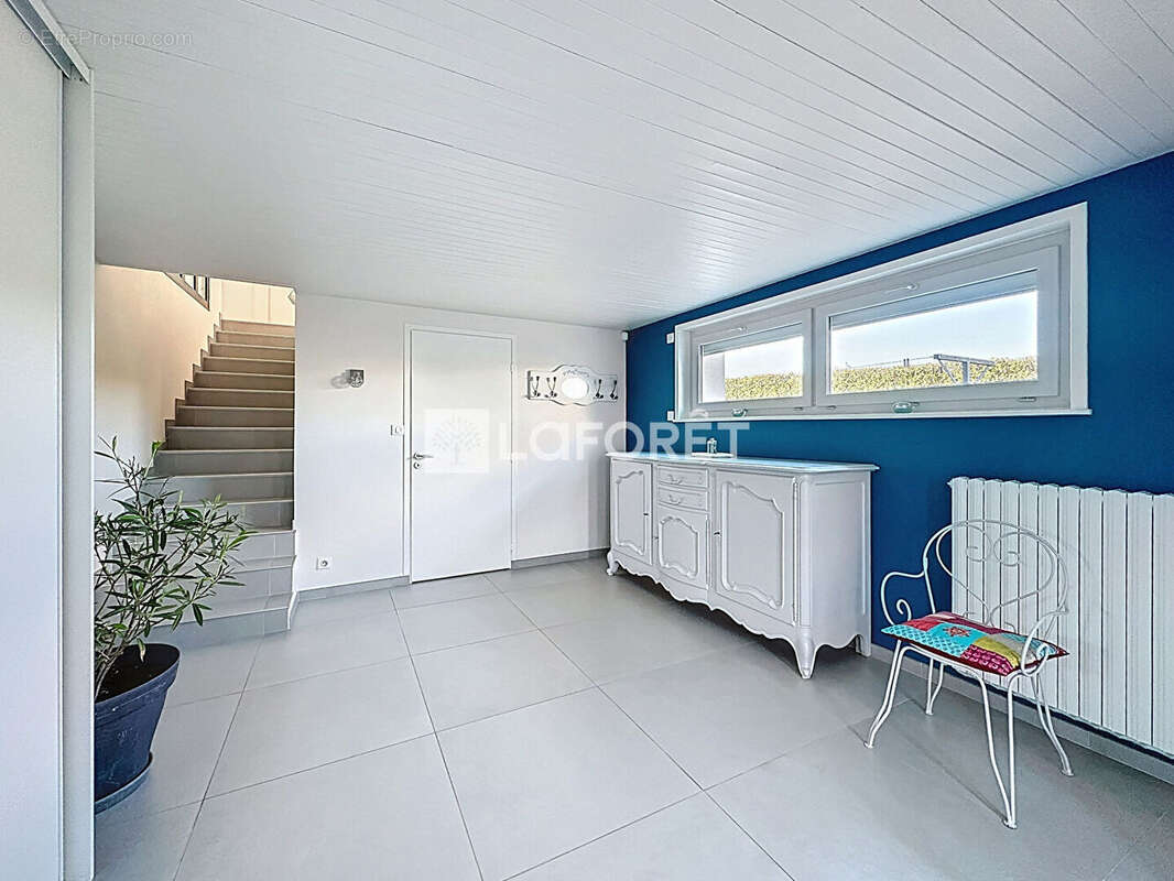 Maison à L'ABERGEMENT-CLEMENCIAT