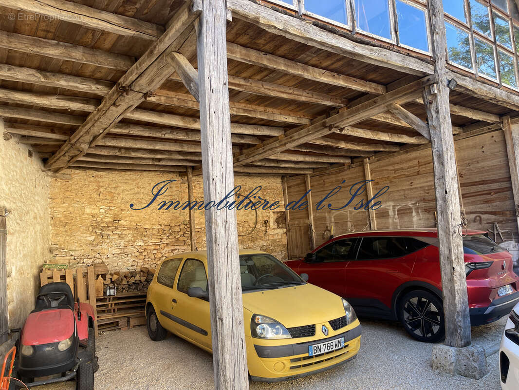 Pays d'ans - propriete ancienne  avec dependances - piscine couverte - gite - photo 12