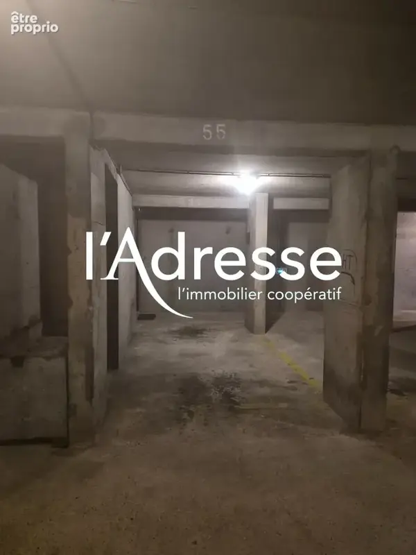 Place de parking pour investissement locatif (ou petite voiture) // Métros Faidherbe - Reuilly - Ledru Rollin - photo 2