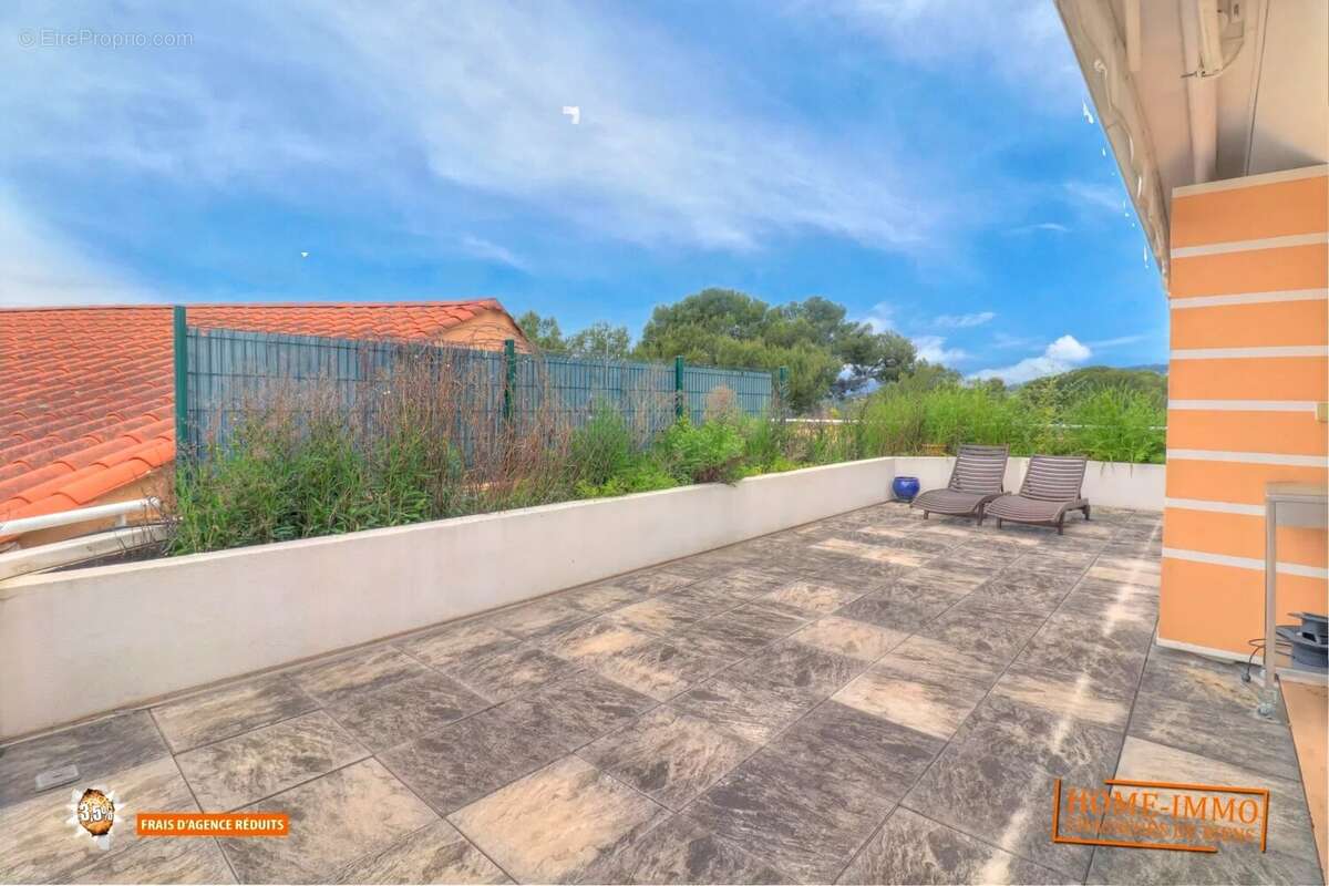 Appartement à LE CANNET