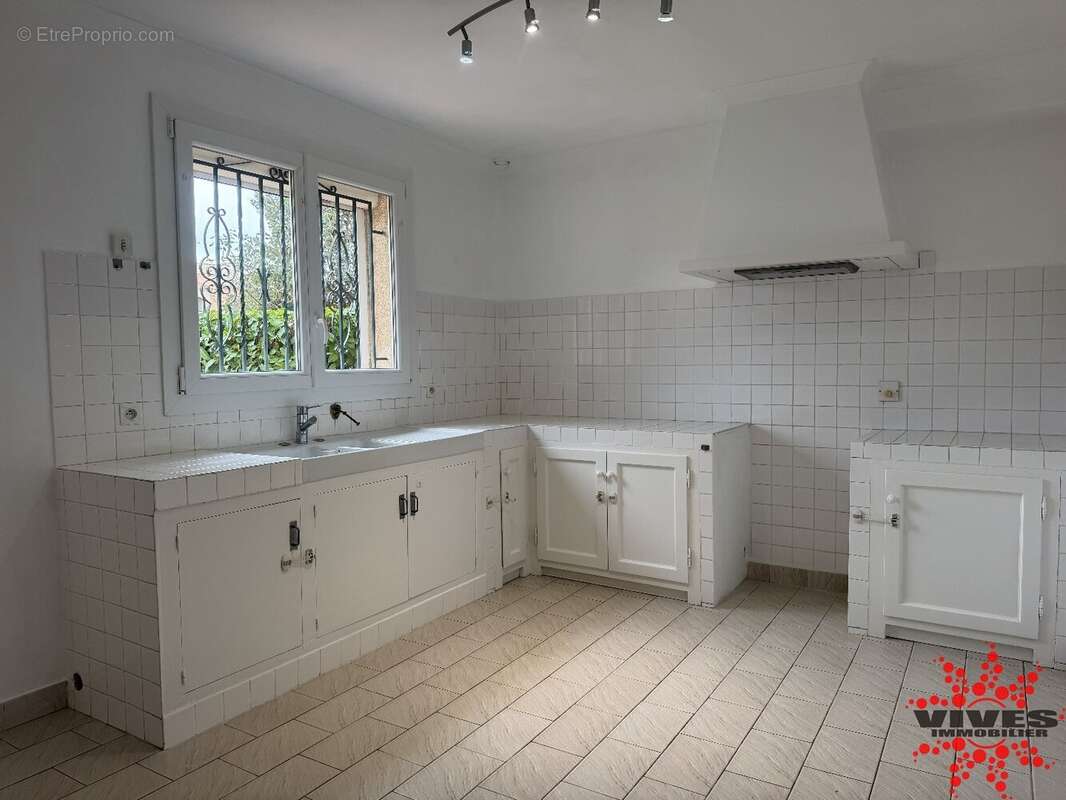 Maison à LIGNAN-SUR-ORB