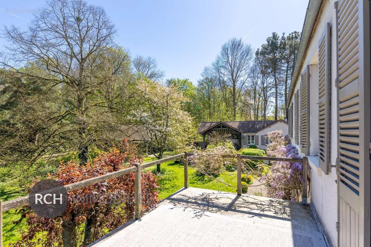 Maison à MONTFORT-L'AMAURY