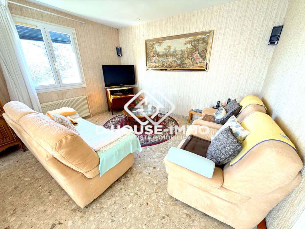 Maison 95 m² à Cornille  - photo 6