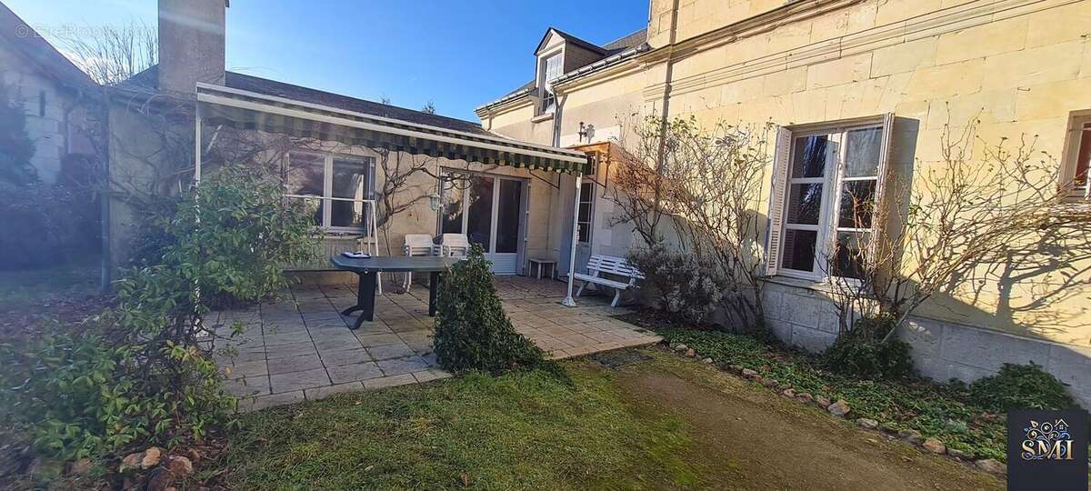 Maison à LA CHAPELLE-SUR-LOIRE