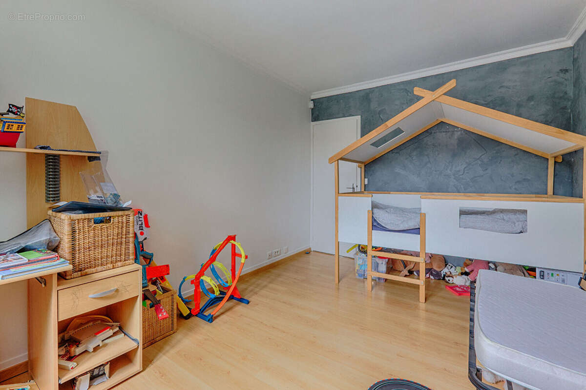 Maison à FONTENAY-LE-FLEURY