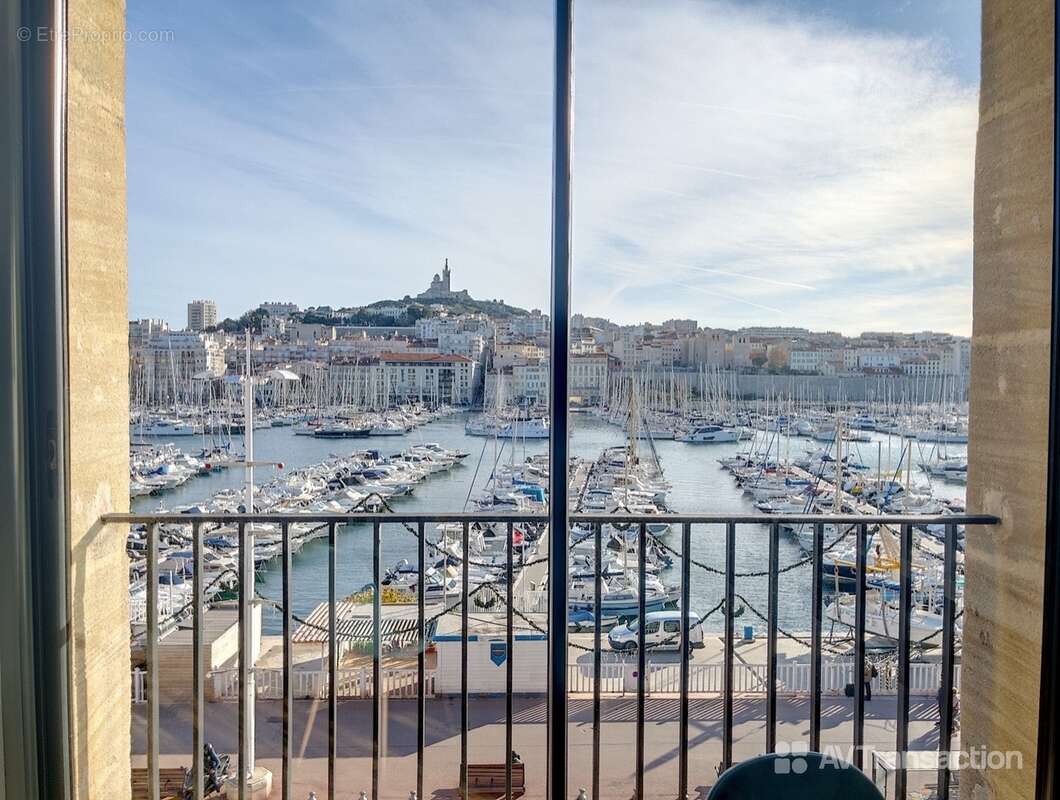 Appartement à MARSEILLE-2E