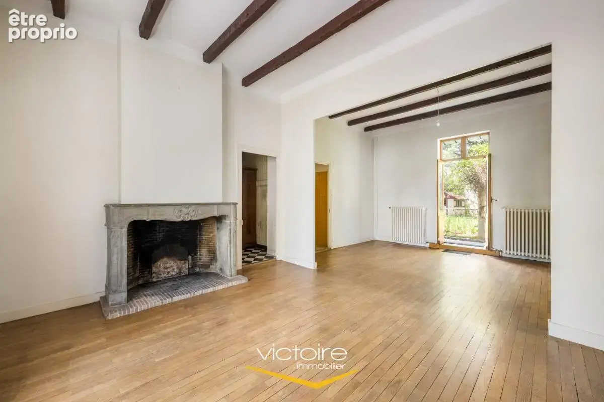 Exclusivité - Emplacement premium à Montchat - Maison de 224m² sur terrain de 447m² - photo 4