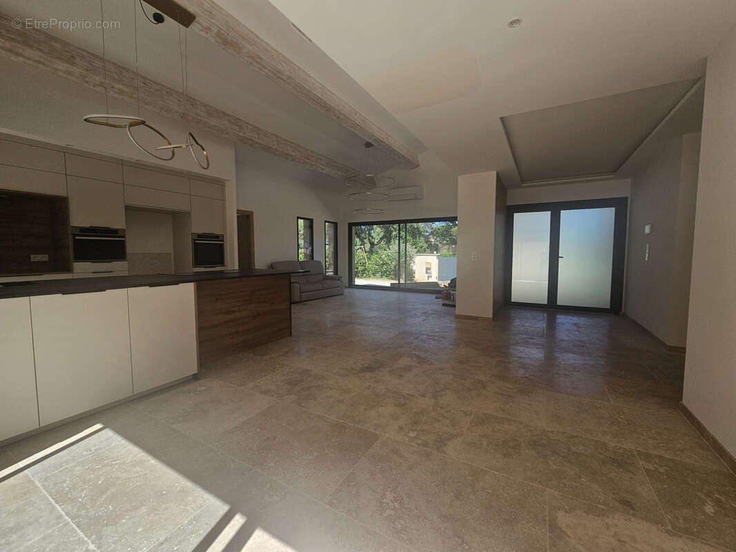Villa neuve de 6 pieces avec piscine sur terrain de 700 m2 - photo 19