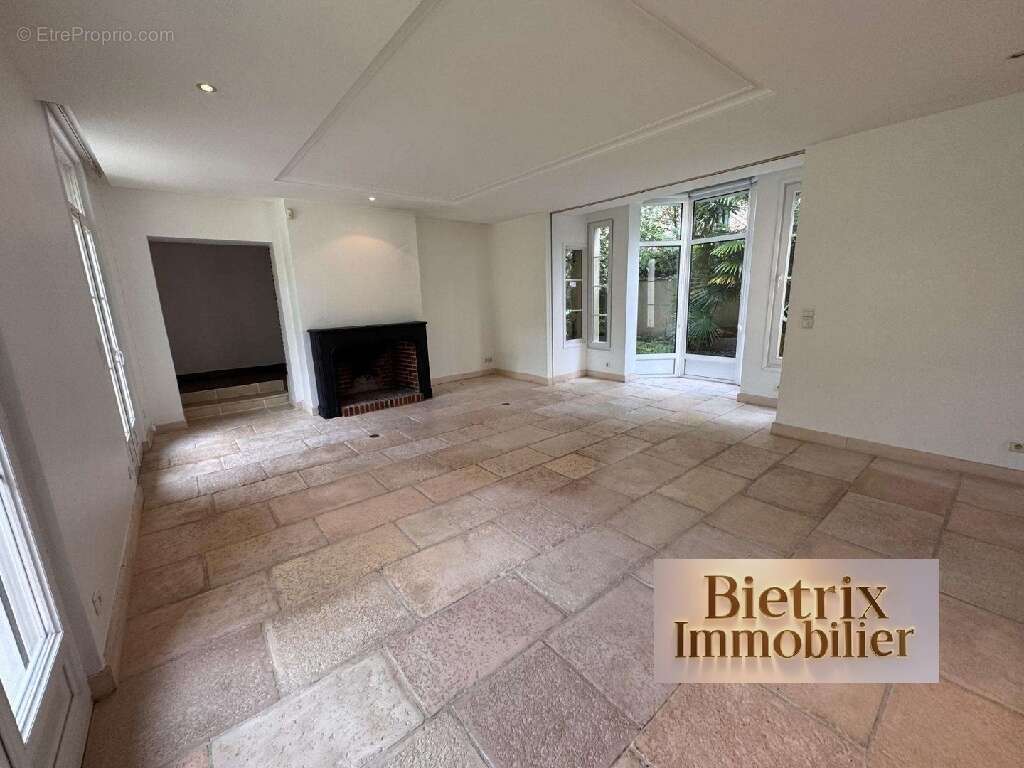 Maison à L'ISLE-ADAM