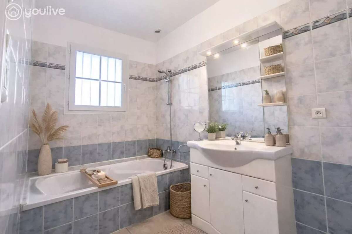 Maison à BEAUVOIR-SUR-MER