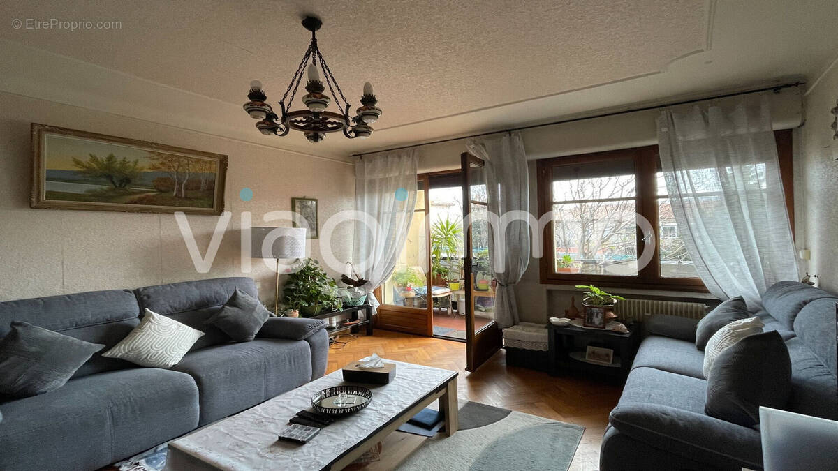 Appartement à MARSEILLE-10E